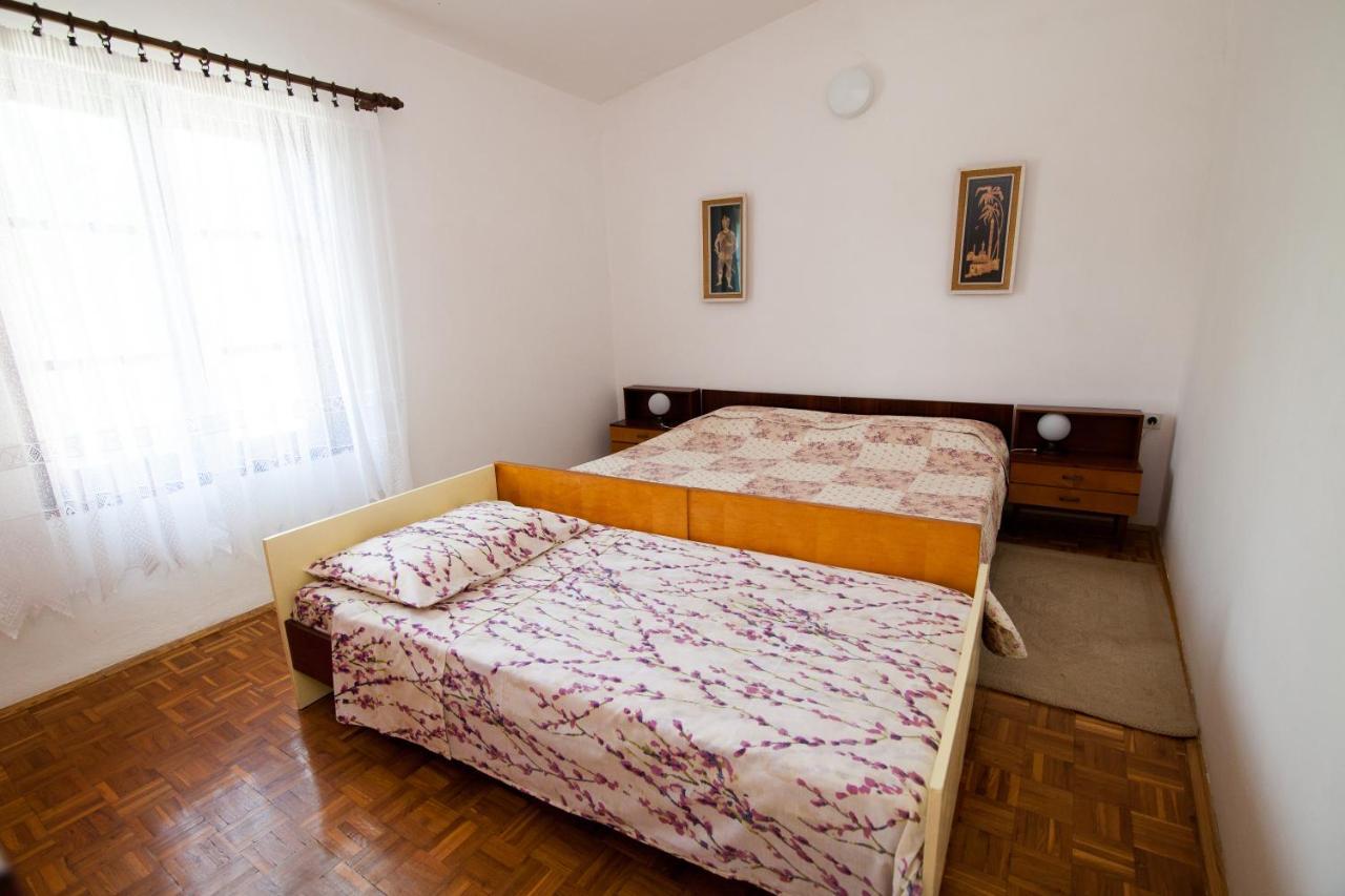 Apartman Kristina Apartamento Banjole Exterior foto